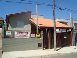 Casa para Venda em Atibaia - 2