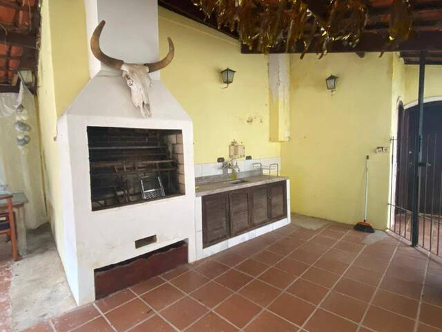Casa para Venda em Atibaia - 5