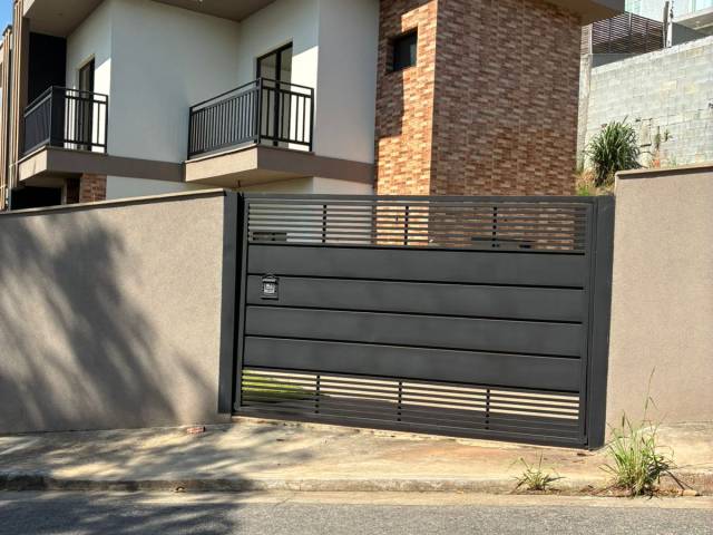 #311 - Casa para Venda em Atibaia - SP - 2